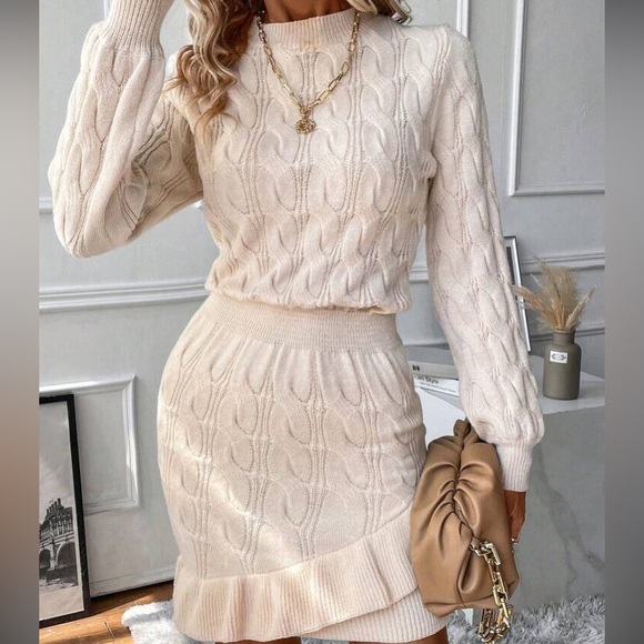 Cozy coffee brown ruffle hem cable knit sweater dress - Picture 5 of 16